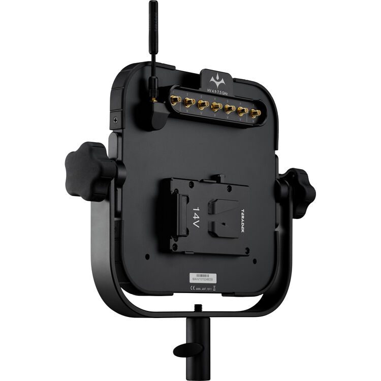 Teradek Bolt 7 Deulxe Set Zero-Delay 4K Wireless Video Transmitter and Receiver (V-Mount. Max Range) 10-2720-V